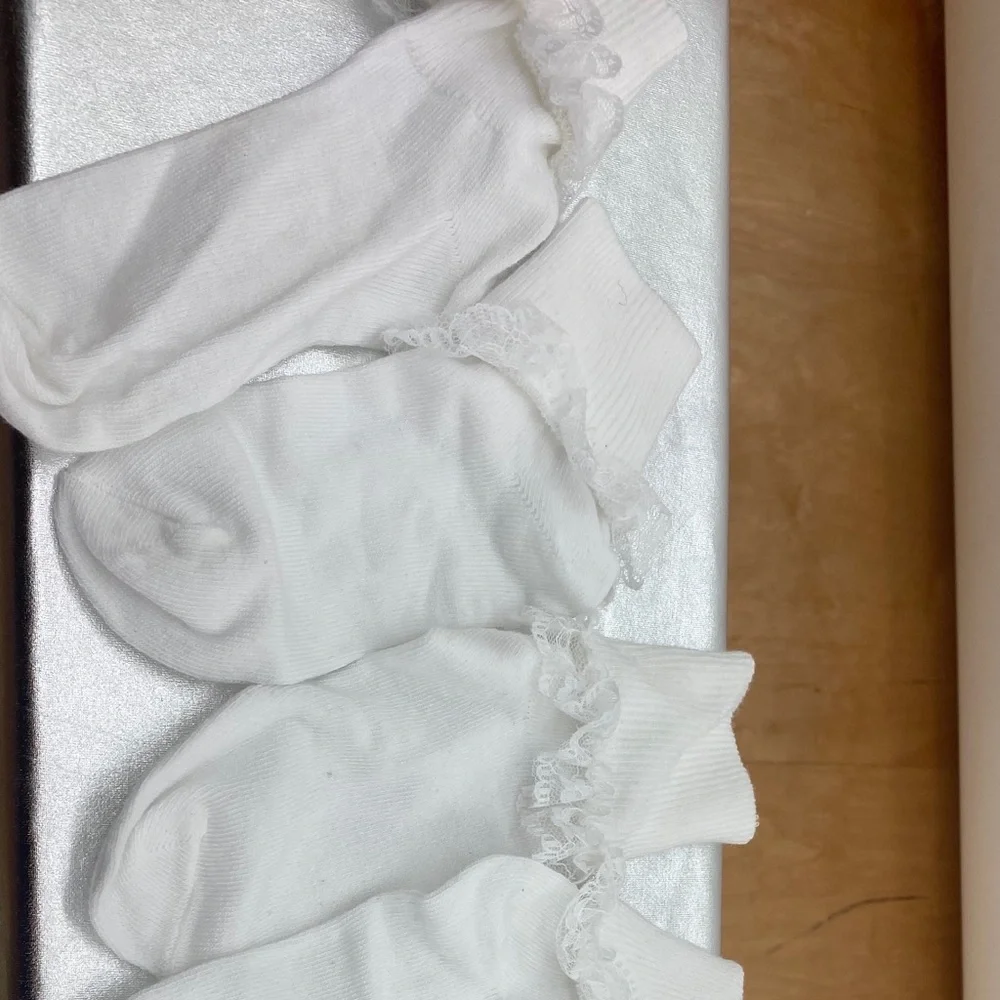 Girls Ruffle Pageant & Bobby socks 3‎ pairs new
